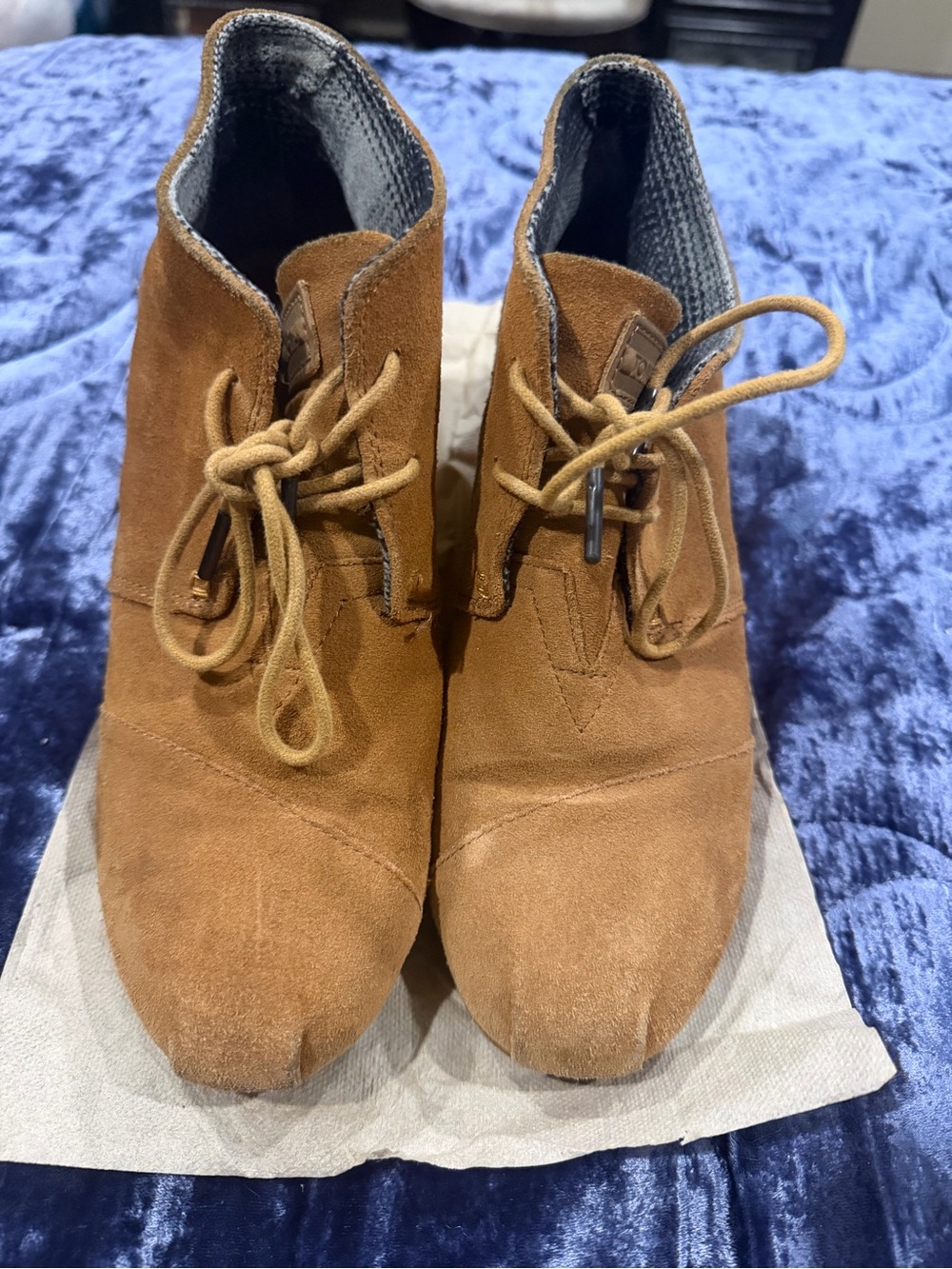 Toms Women's Suede Ankle Booties in Chestnut Brown